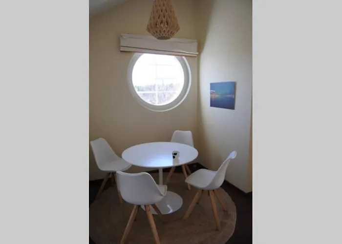 Golfapartment In Pickala Appartement